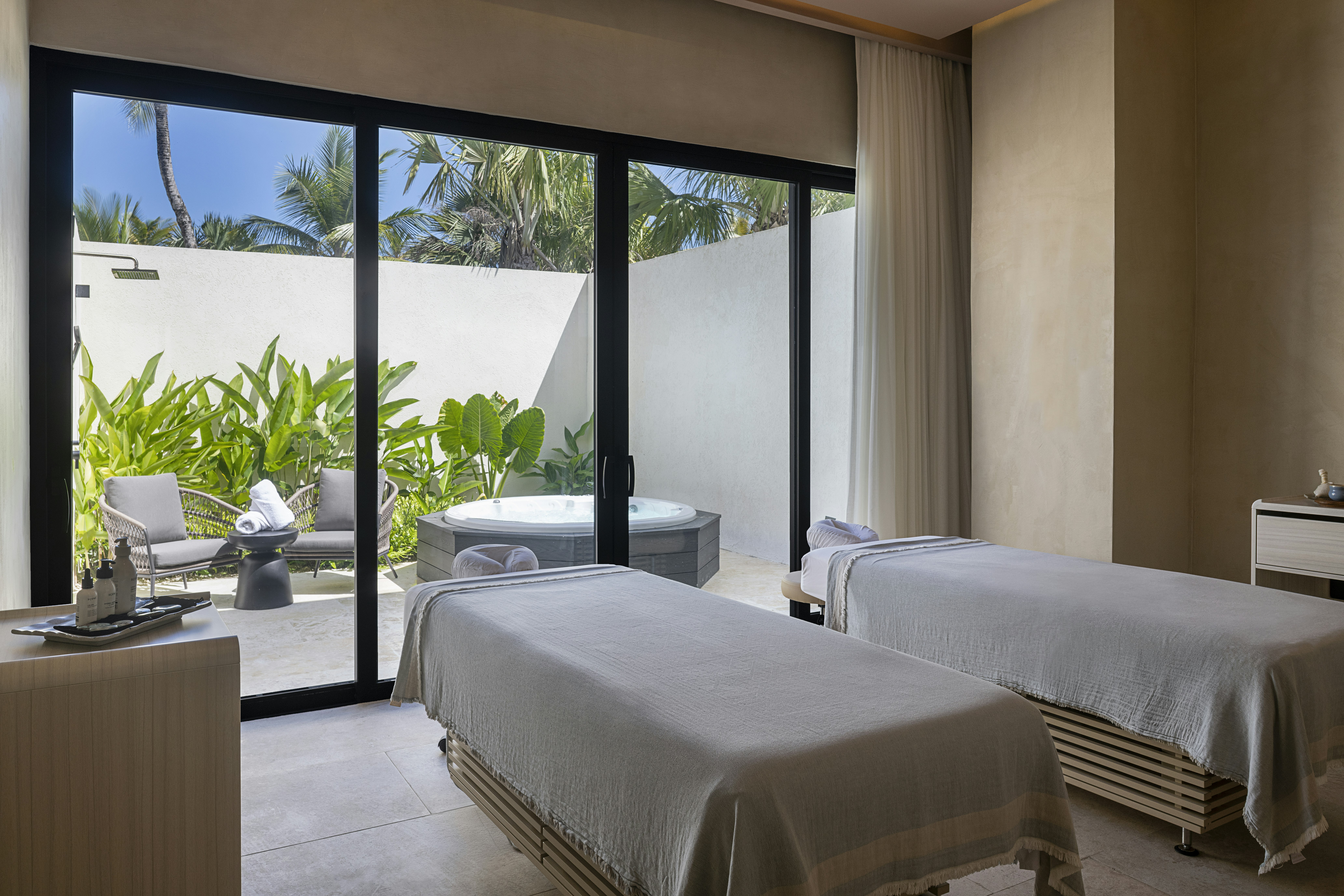 Zemi Miches Punta Cana All-Inclusive Resort, Curio by Hilton 21/69