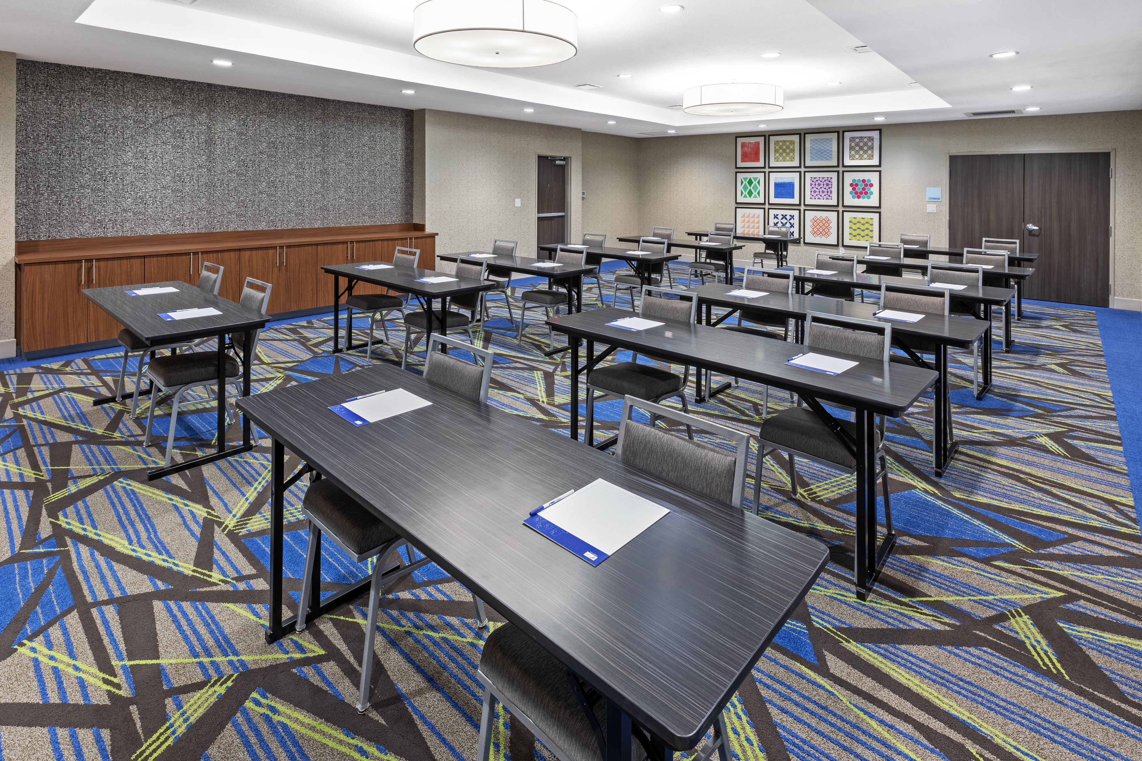 Holiday Inn Express And Suites Denton Sanger 31/34