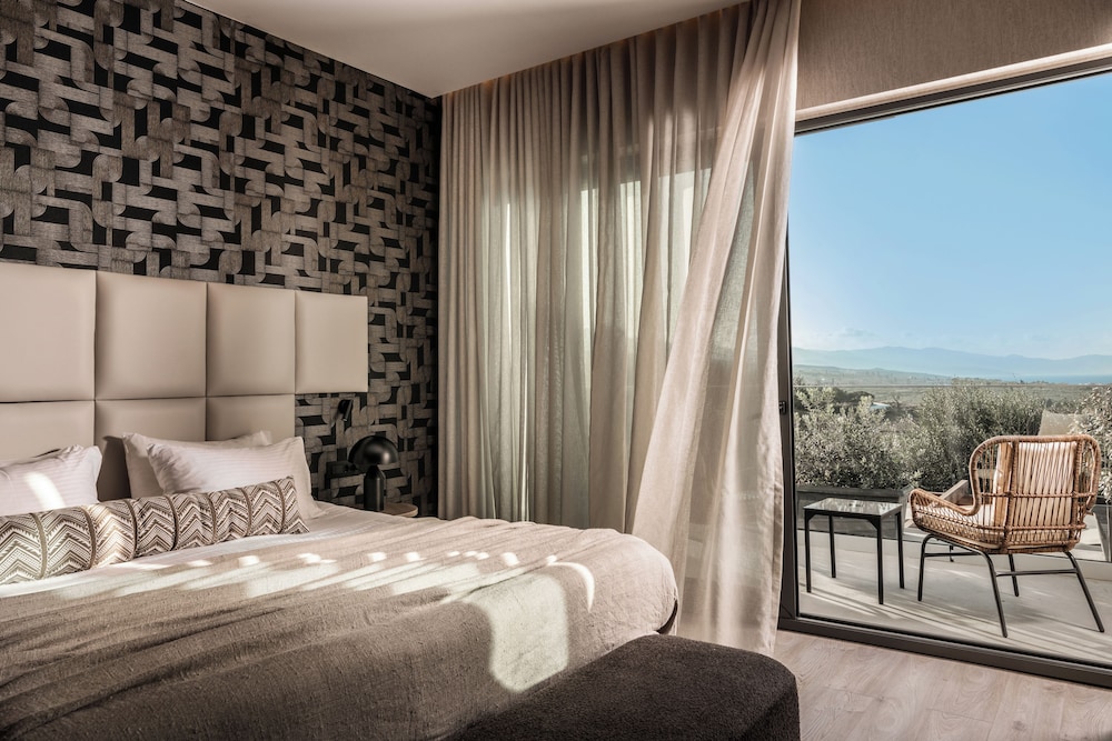 SUITE EXECUTIVE SUNSET VIEW