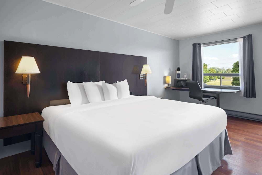 Travelodge by Wyndham Grand Falls 14/32