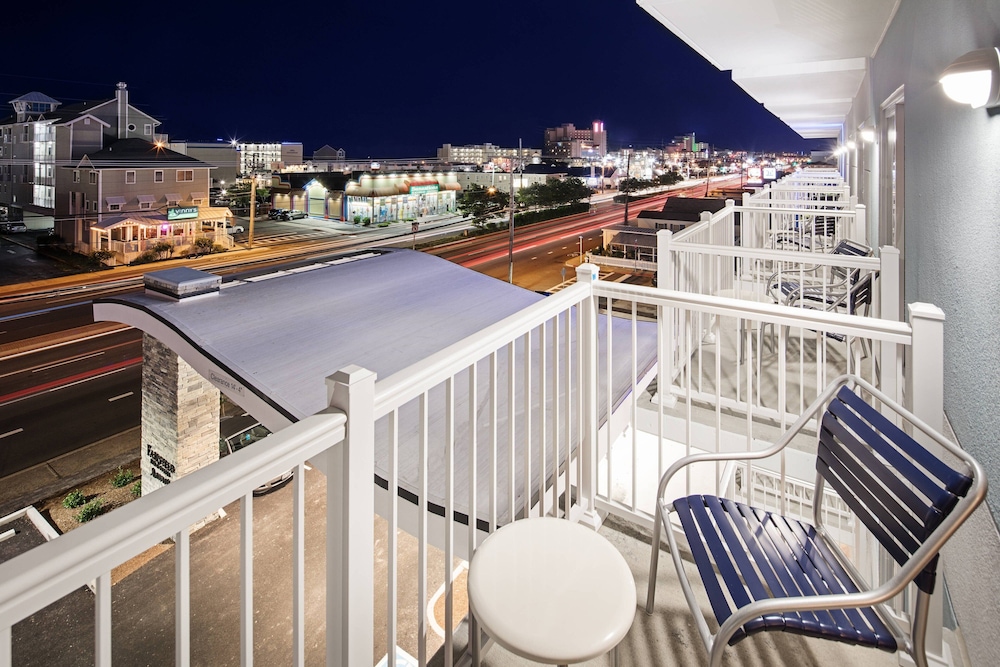 Fairfield Inn Suites Ocean City 26/51