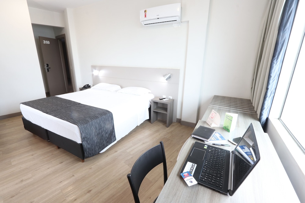 Valerim Itajai Hotel 28/48