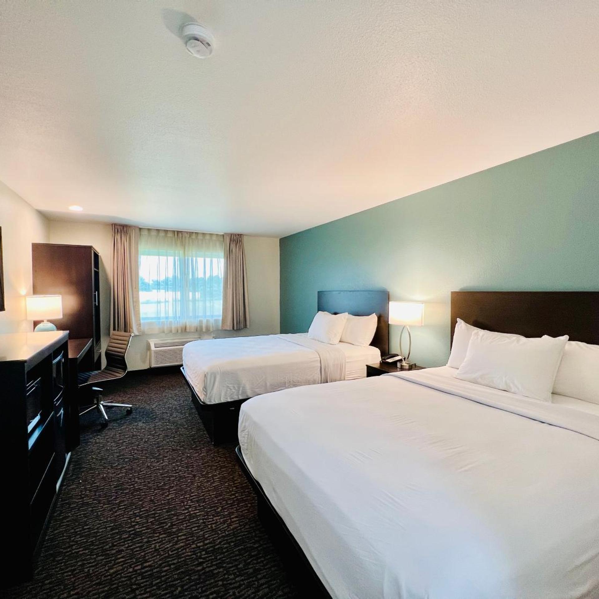 غرفة رباعية بسريرين كوين، Sleep Inn & Suites Wisconsin Dells - Lake Delton 2/4