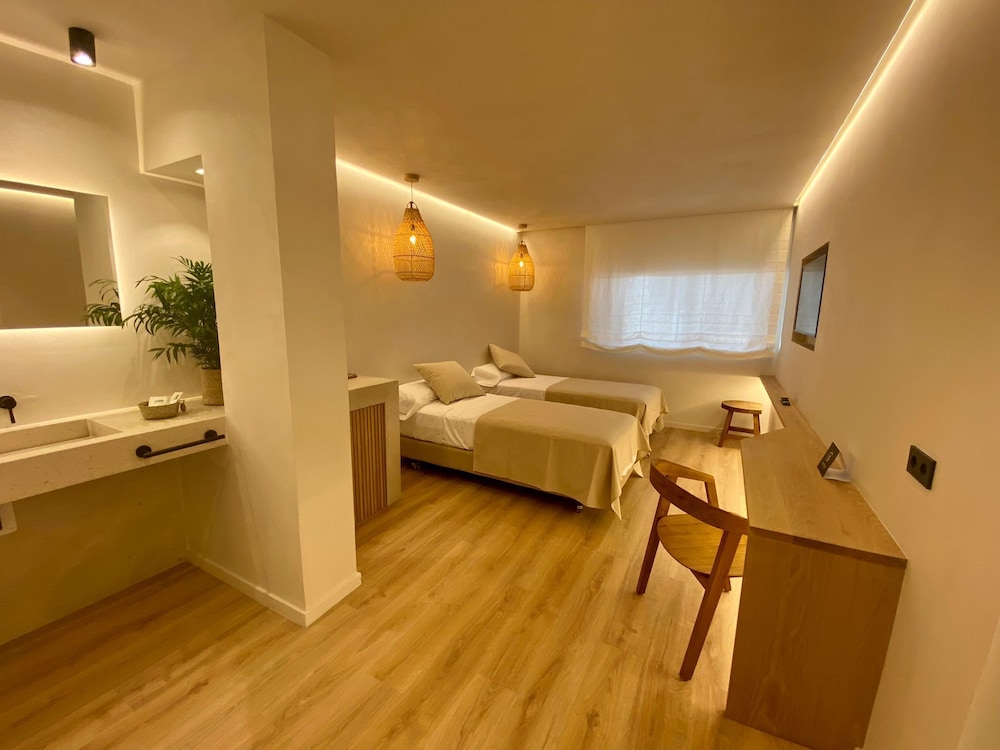 S'estancia Suites 15/31