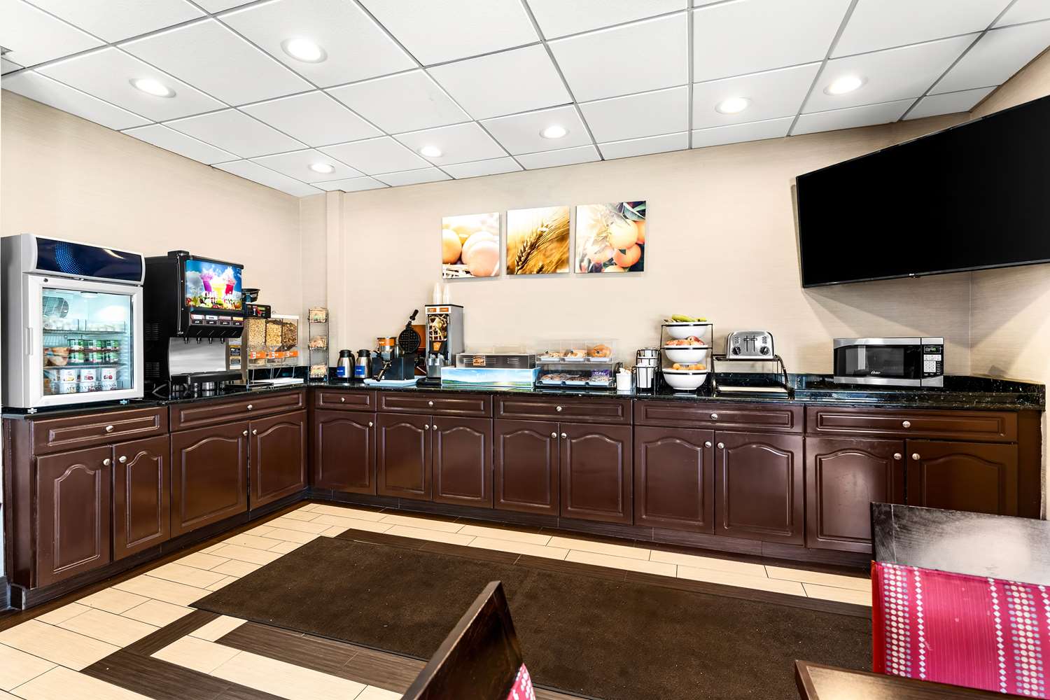 SureStay Plus by Best Western Reading North 20/26