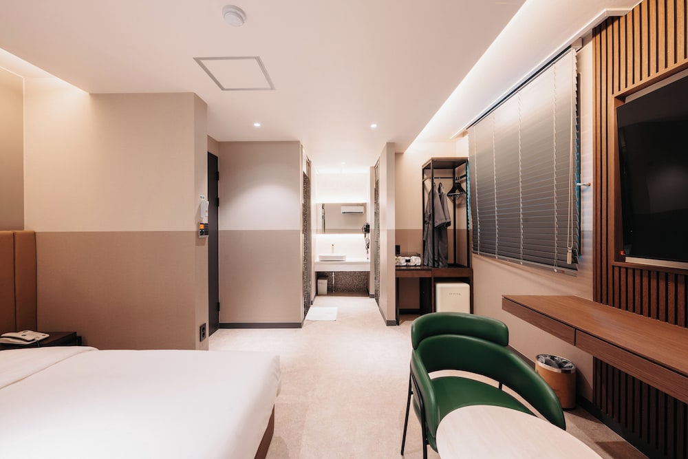 Hotel Ignis Busan Seomyeon 19/50