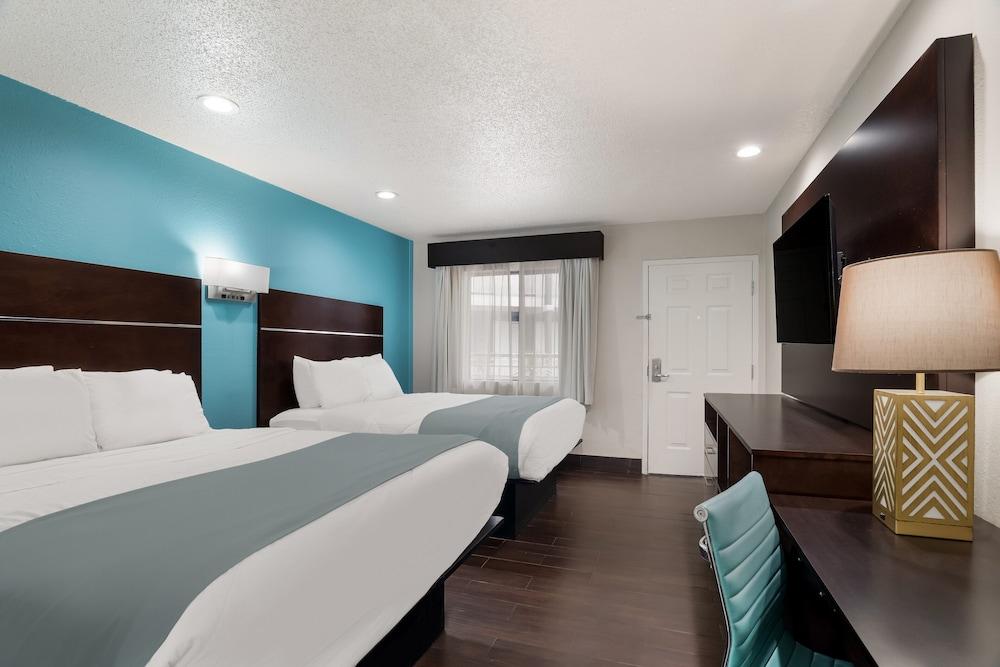 Comfort, Double Bed, Pool View, Pool Side
