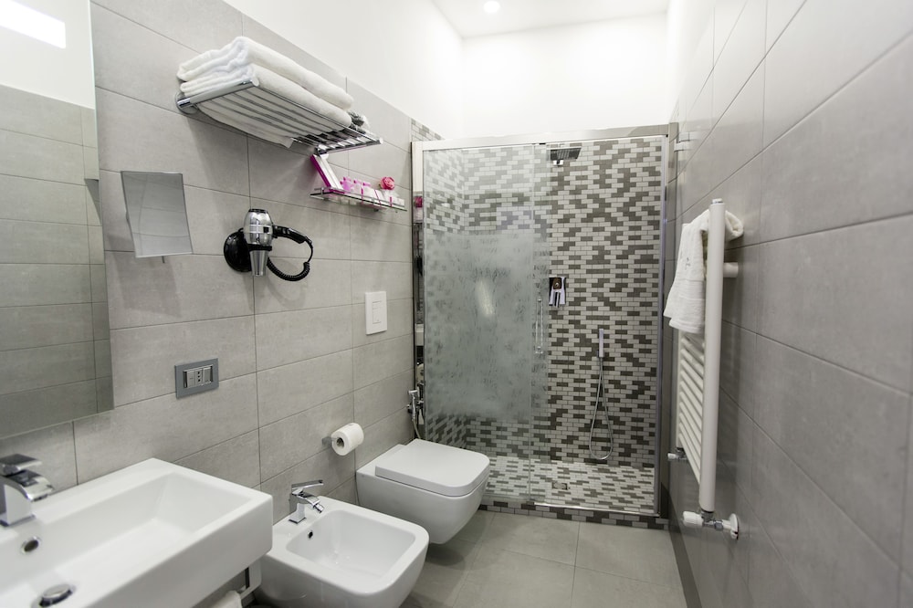 Hotel Nunu 46/50