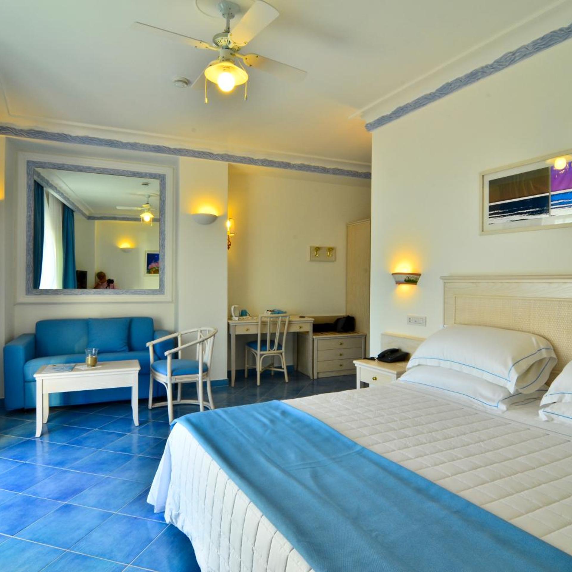 جناح جونيور بإطلالة على البحر، Aurora Hotel & Suites Sul Mare 4/10