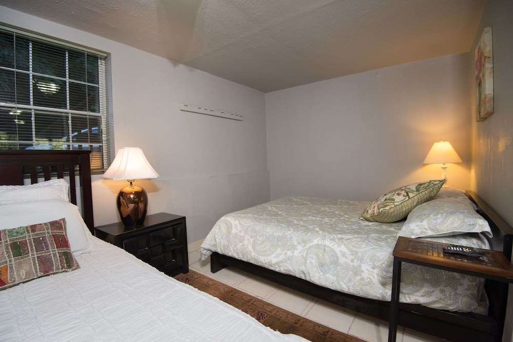 River View Garden Resort 26/68
