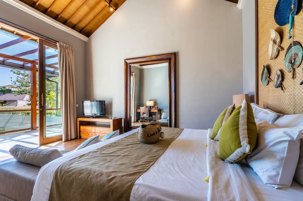 The Akasha Seminyak Luxury Villas & Hotel 8/62