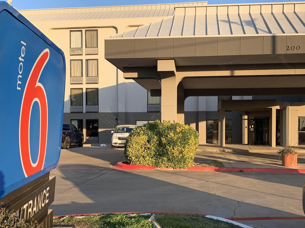 Motel6 Lewisville, TX - Medical City 59/64