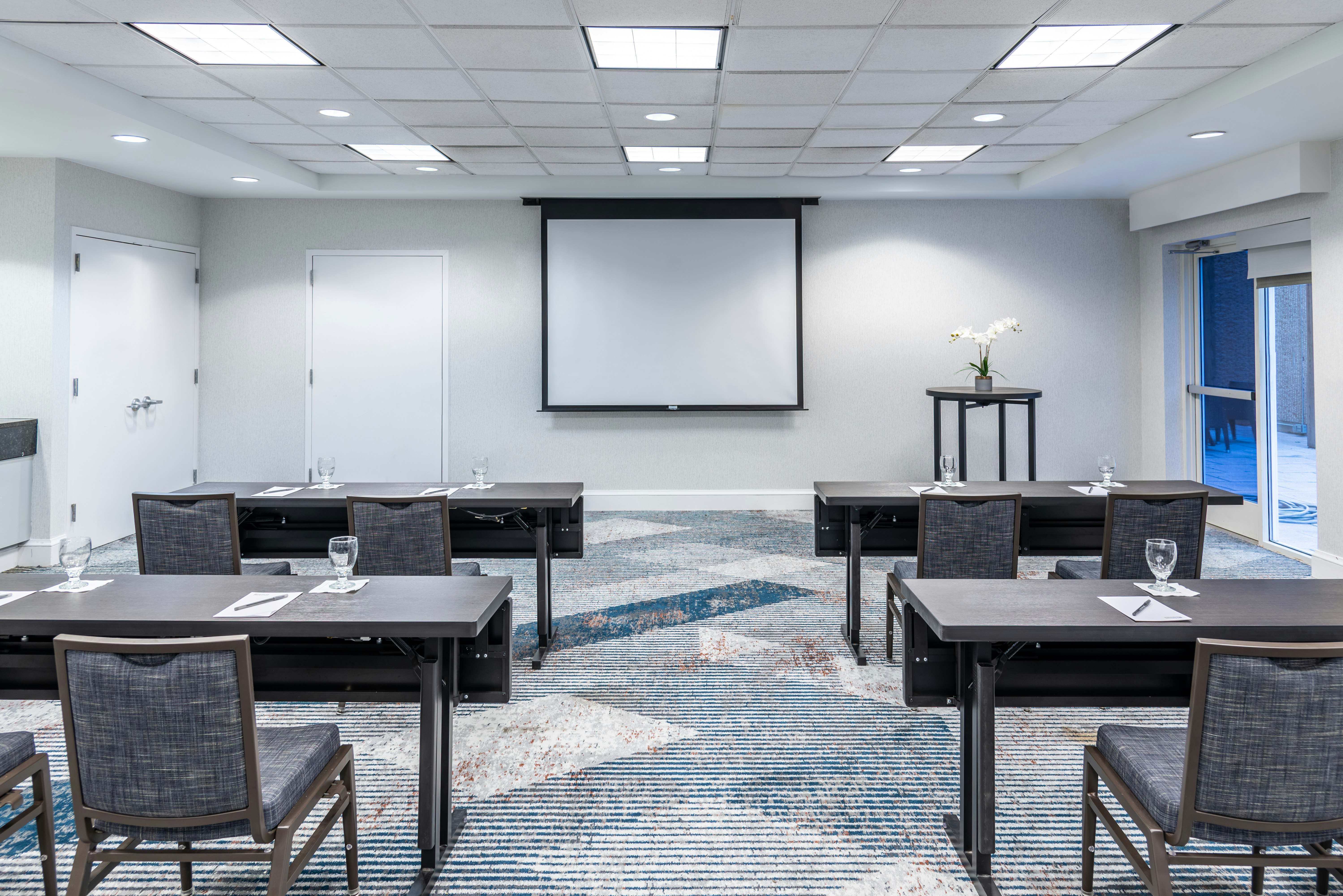 Hilton Garden Inn Arlington Courthouse Plaza 73/83