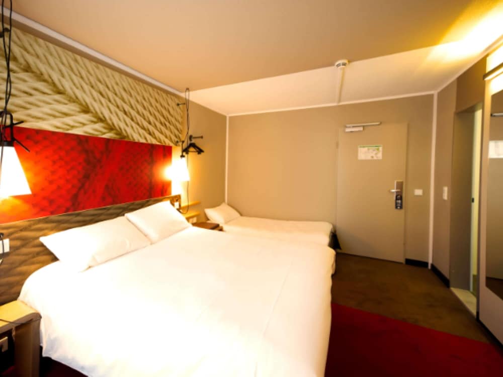 STANDARD, DOUBLE BED