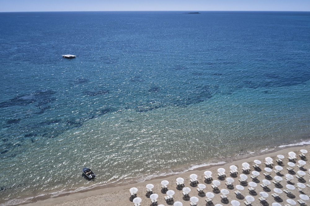 Sandy Beach Resort 55/63