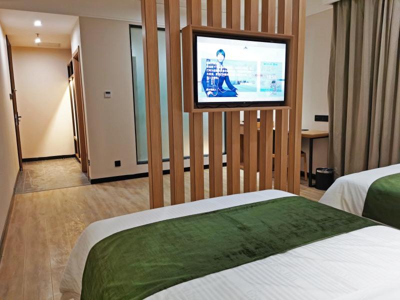 GreenTree Inn Ankang Middle Bashan Road Business Hotel 19/43