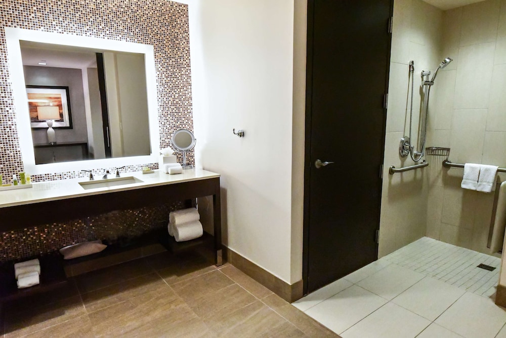 HILTON DALLAS/PLANO GRANITE PARK 8/88