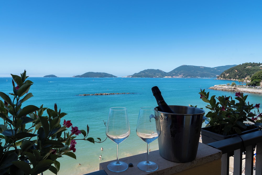 Hotel Florida Lerici 59/64
