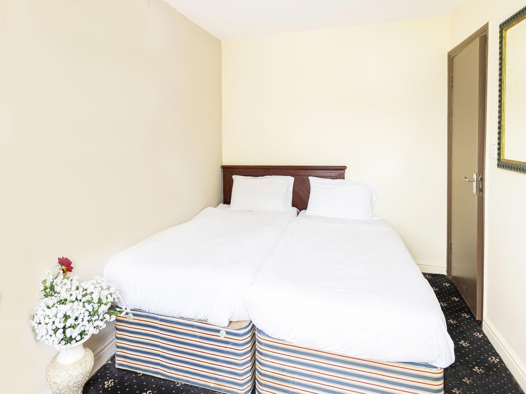 Standard, Triple, Multiple Beds