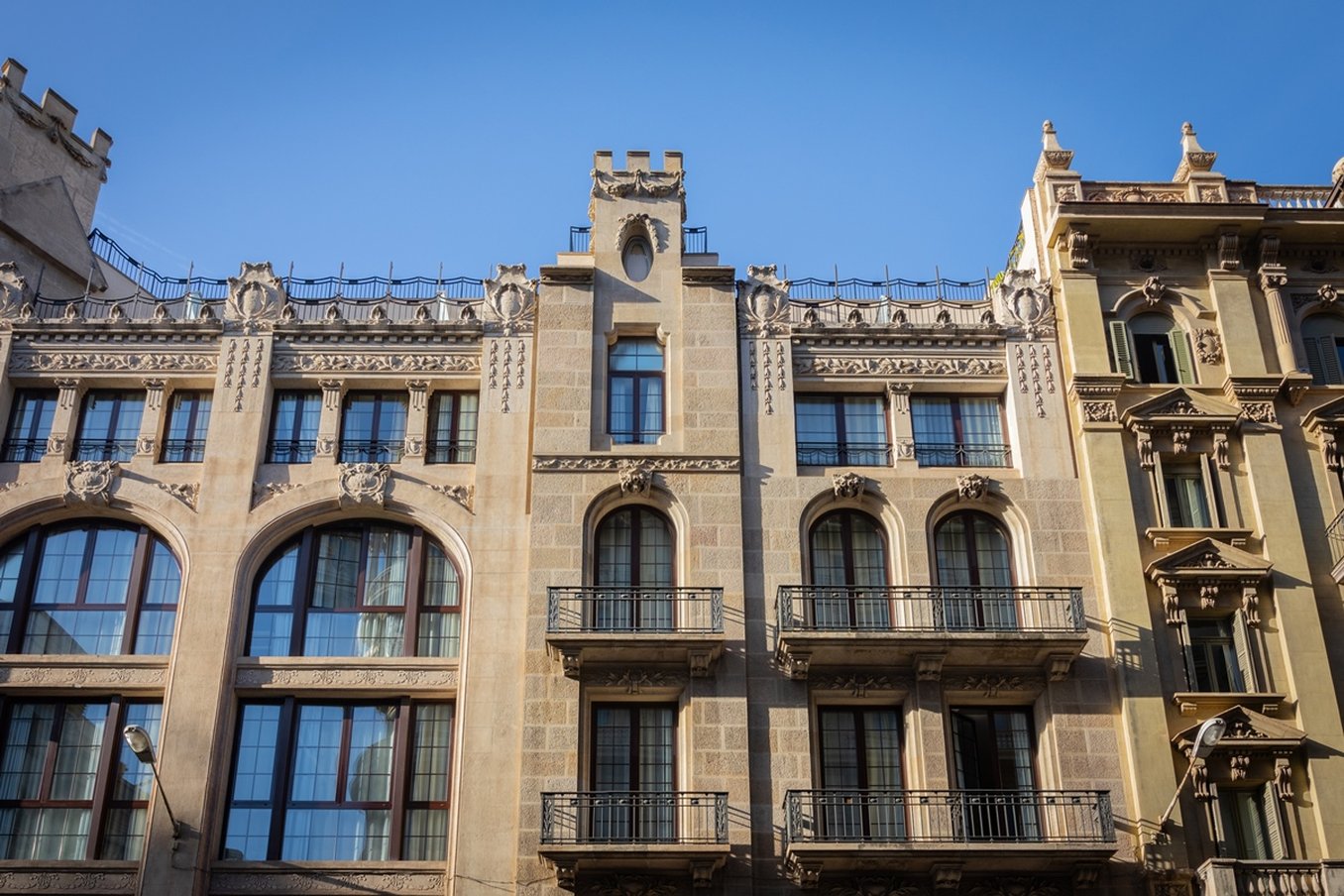 HOTEL COLONIAL BARCELONA in BARCELONA