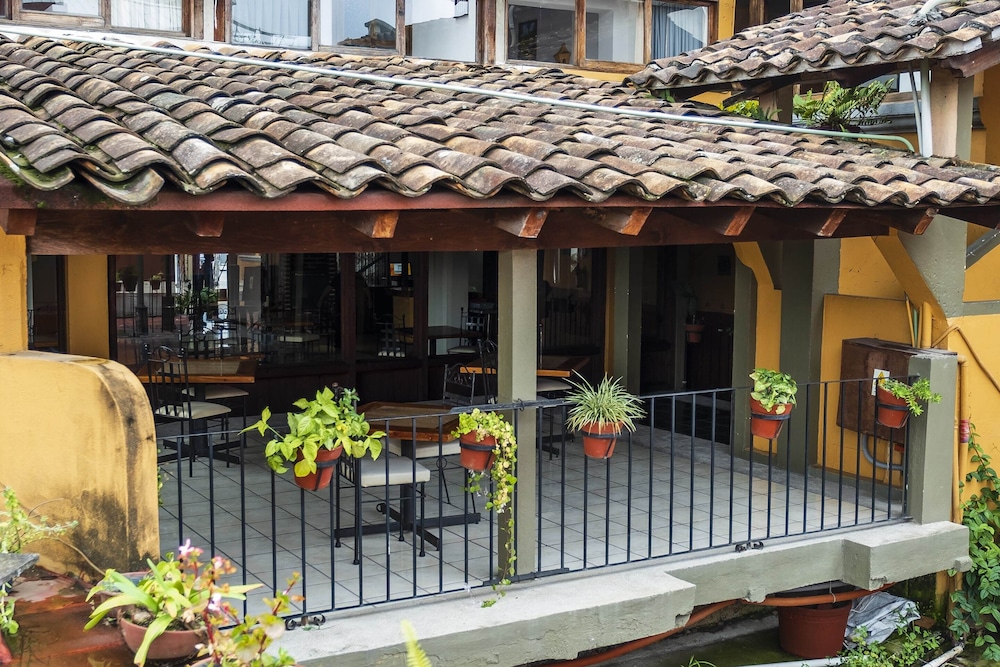 Capital O Hotel Central in XALAPA