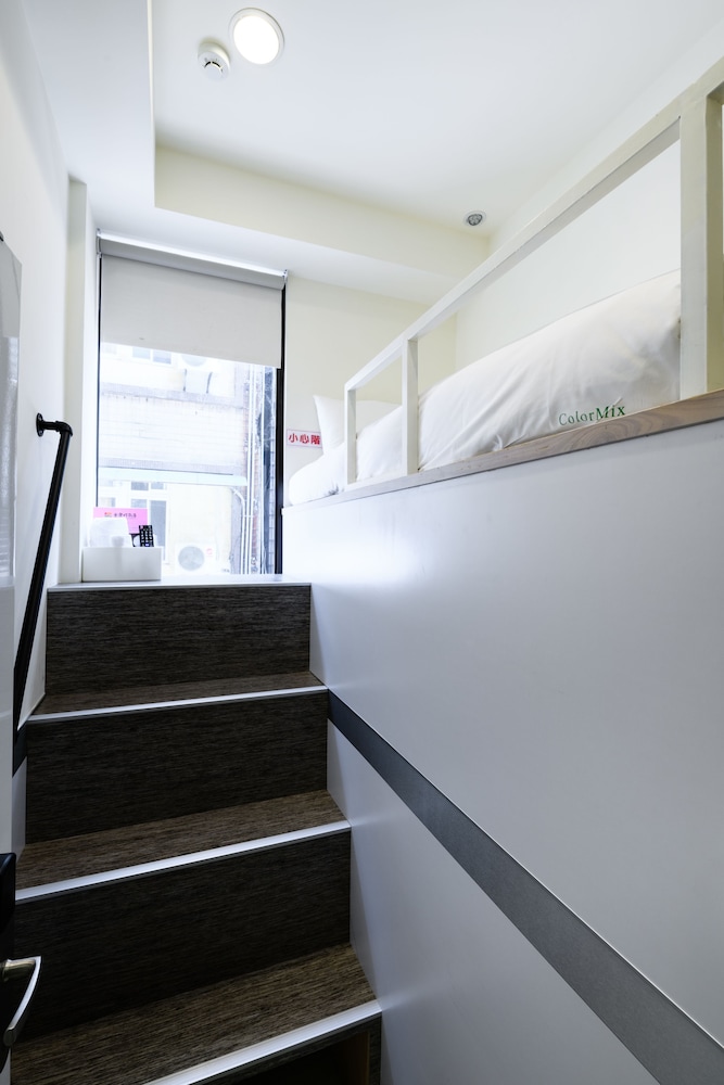 Colormix Hotel Hostel 10/47