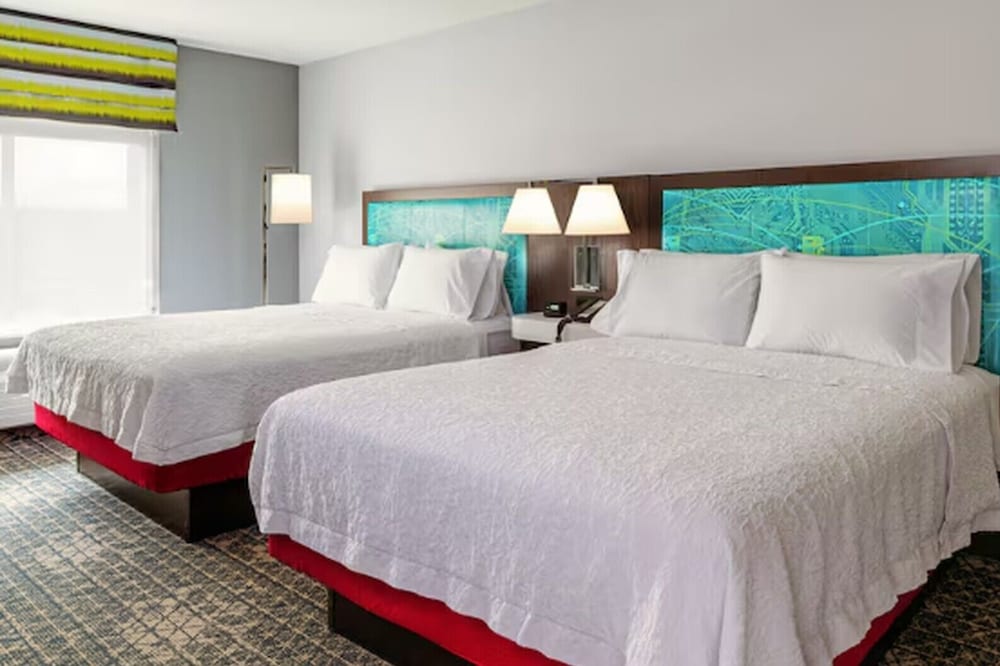 Hampton Inn & Suites by Hilton Irving DFW Airport North 20/56