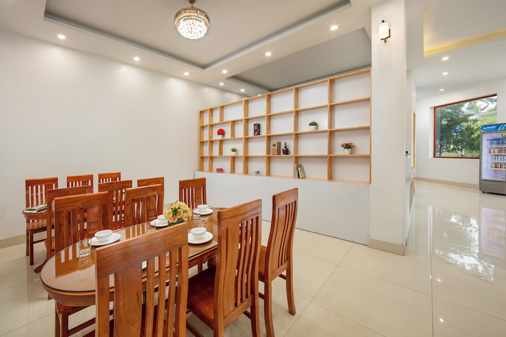 Hanoi Airport Suites Hostel & Travel 21/25