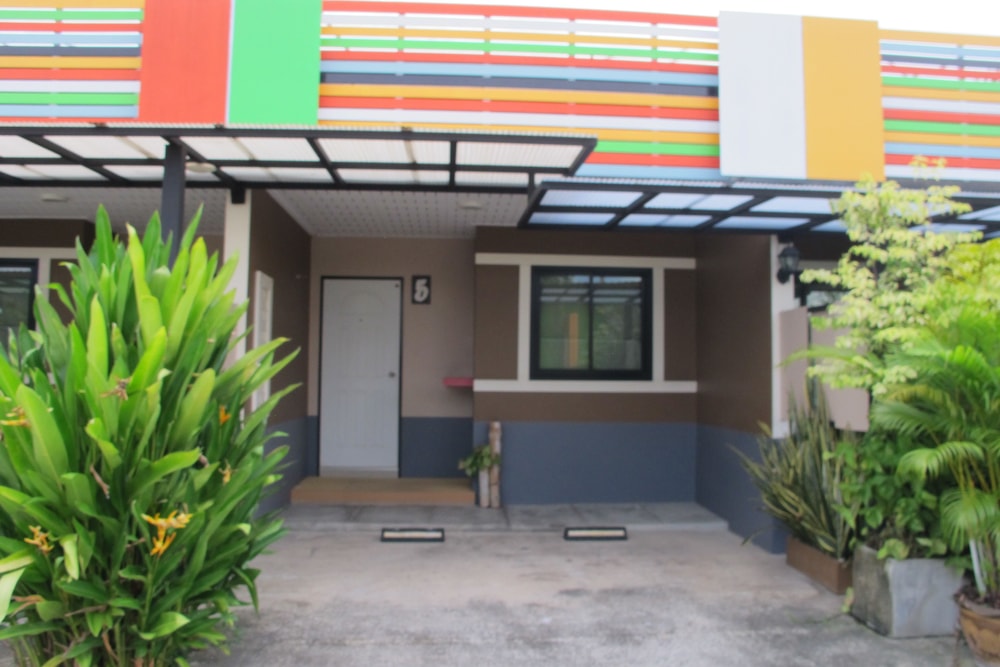 Jirapa Modern Resort 8/21