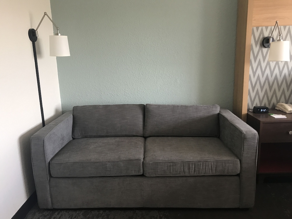 Holiday Inn Orlando International Airport 36/72
