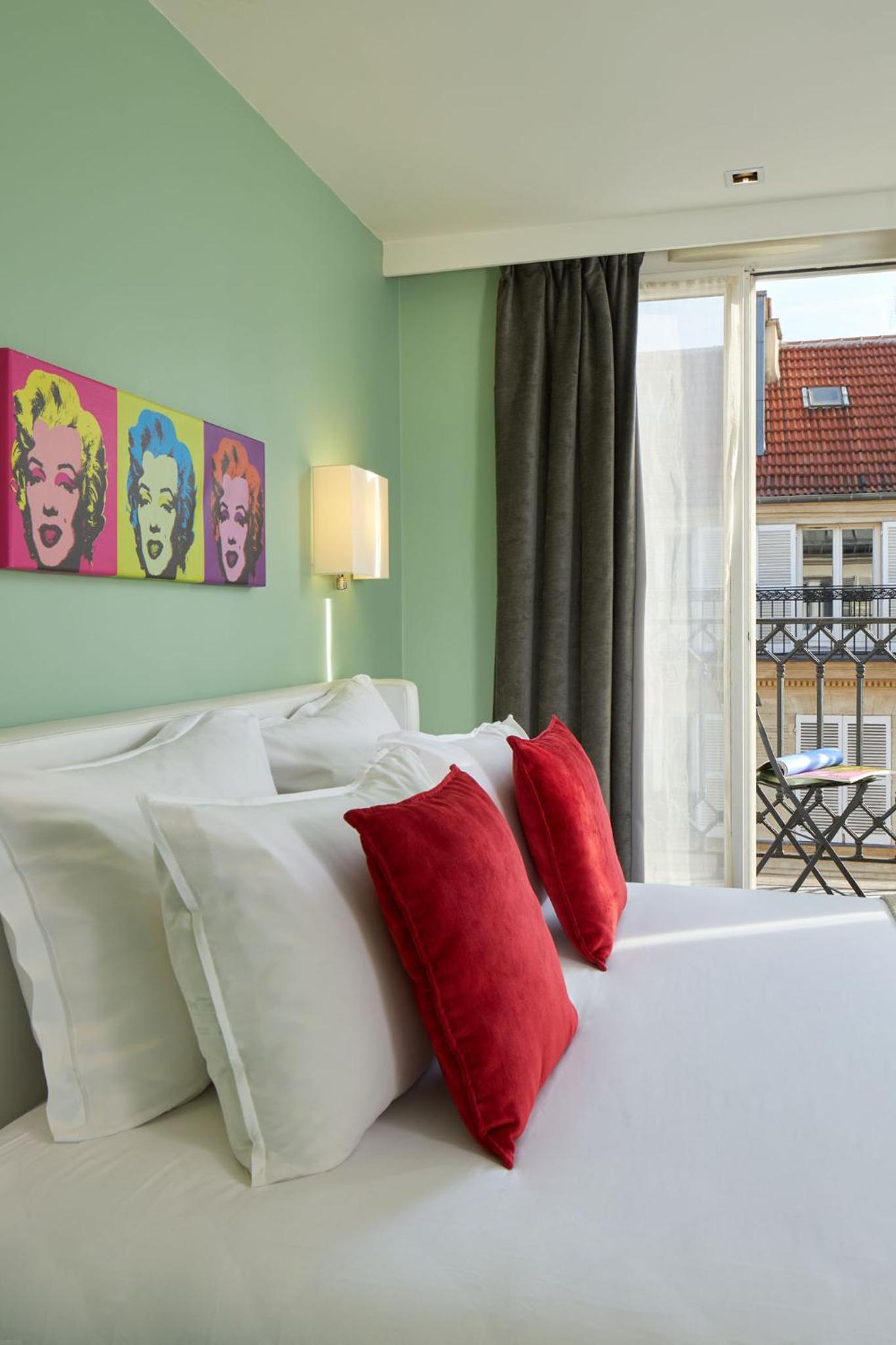 Deluxe, GRAND HOTEL MALHER 4/8