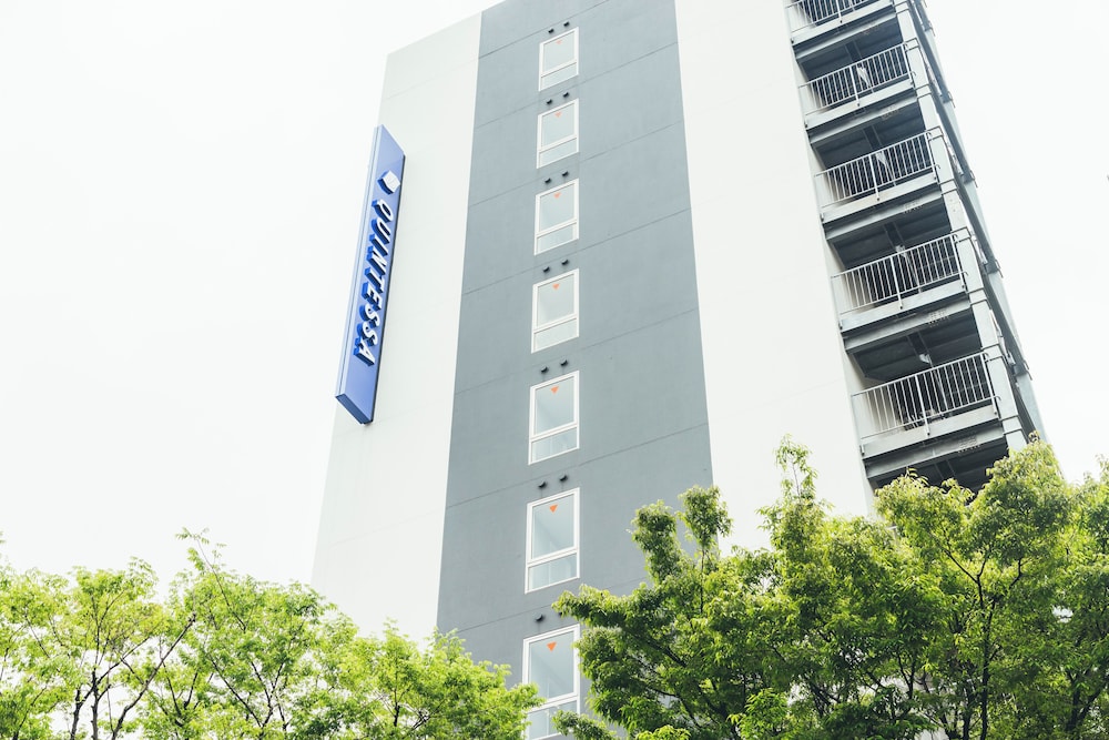 Quintessa Hotel Kokura Comic & Books 7/50