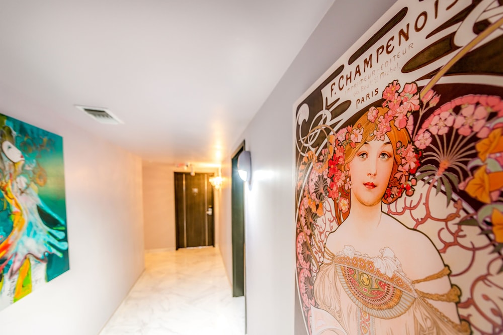 Secret Garden Miami Beach 9/50