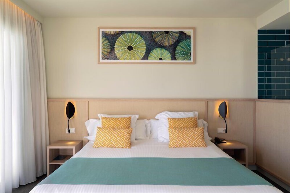 My Favorite Club, Twin Beds, Sea Front, Sea View، AluaSoul Palma Hotel - Adults only 3/7