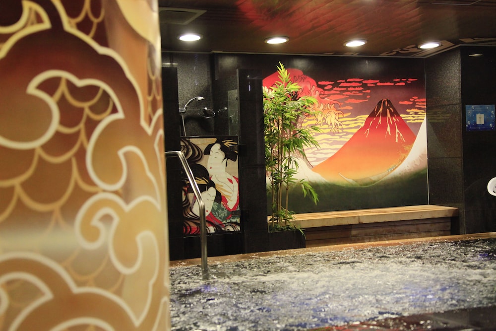 Centurion Hotel Grand Akasakamitsuke Station 13/79