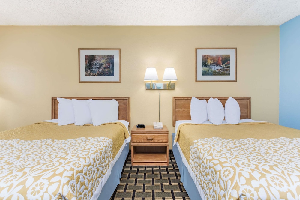 Days Inn by Wyndham Clayton 12/26