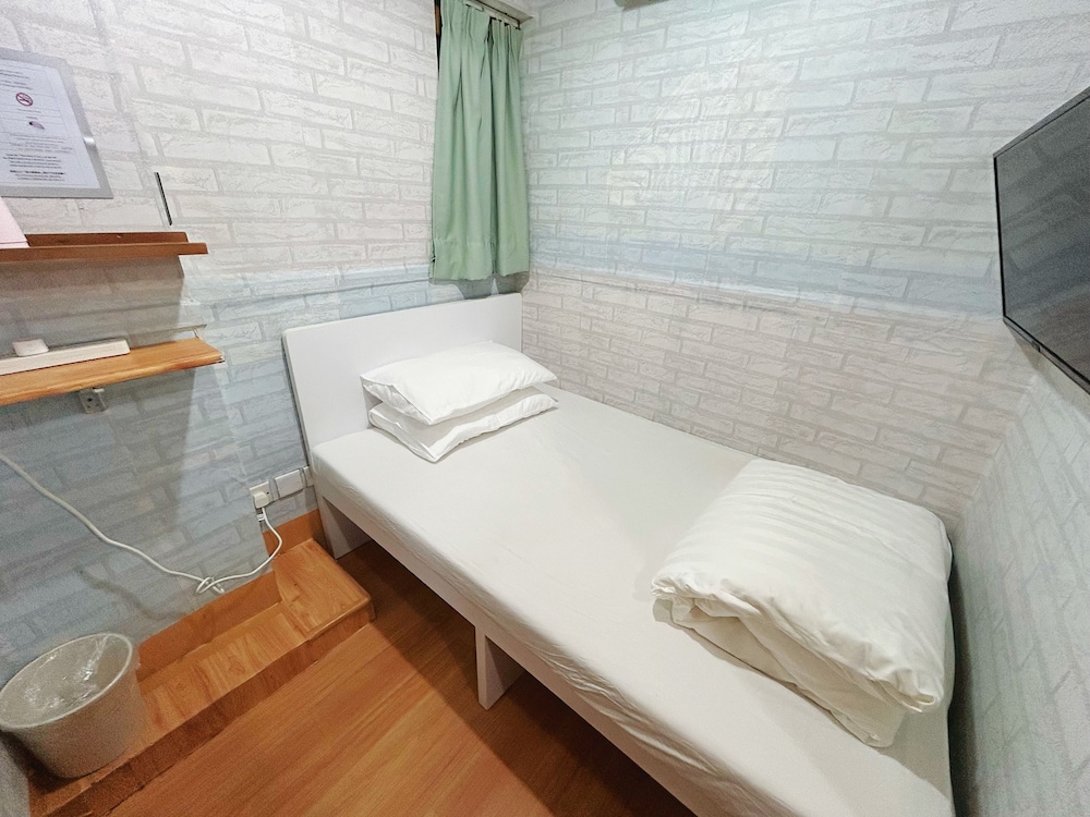 Tempo Inn-Cozy@National Court 30/63