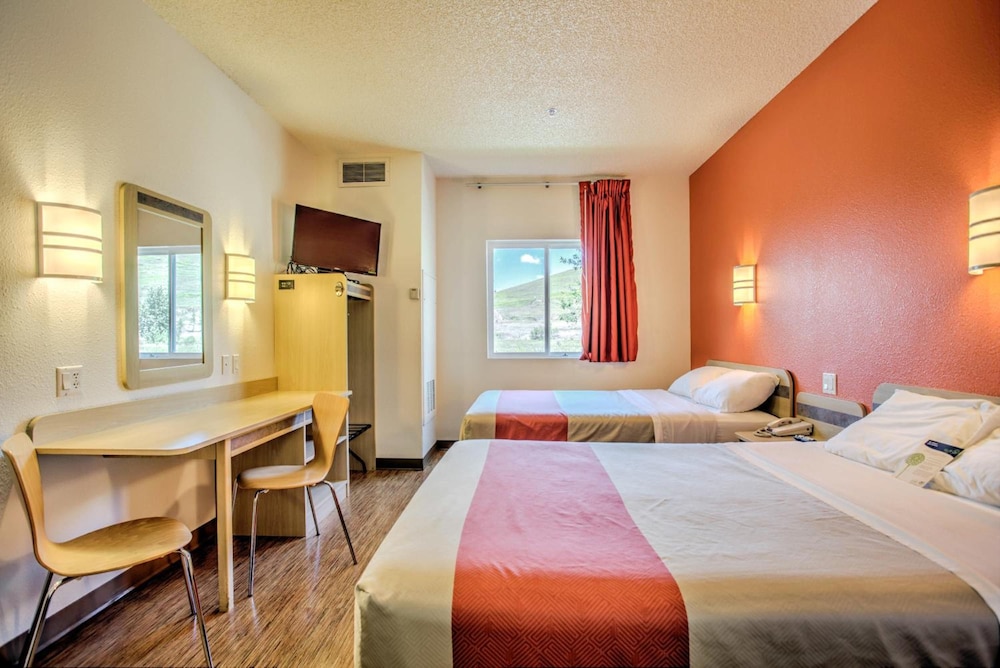 Motel6 Missoula, MT 36/65
