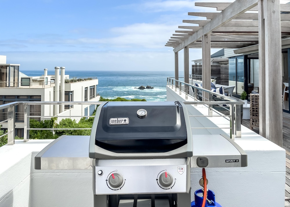 Le Paradis Penthouse Apartment 26/37