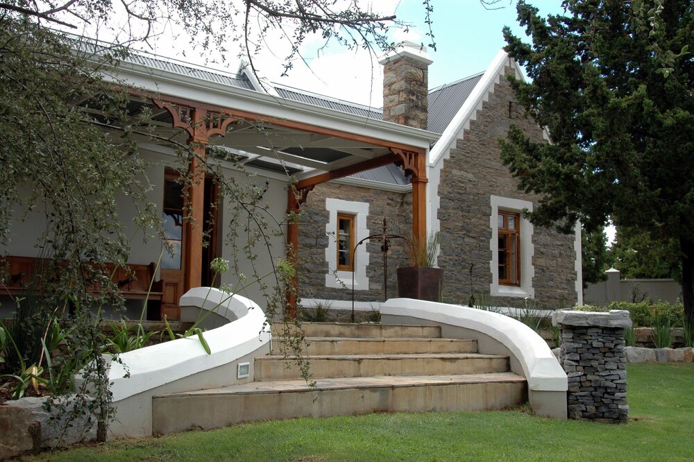 St. Aidan's Guest Cottage 16/19