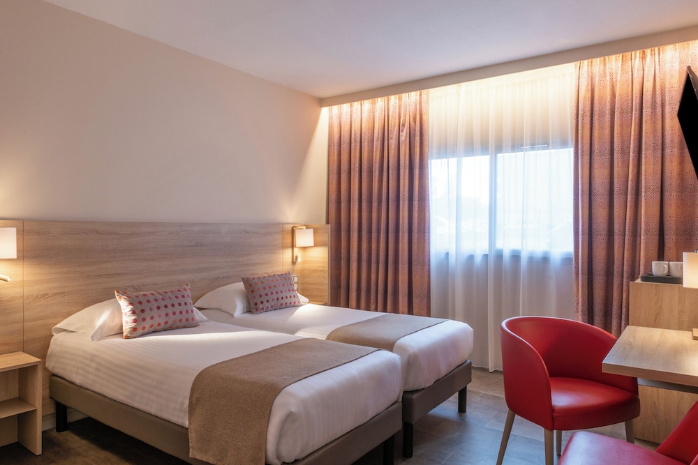 STANDARD, TWIN BEDS