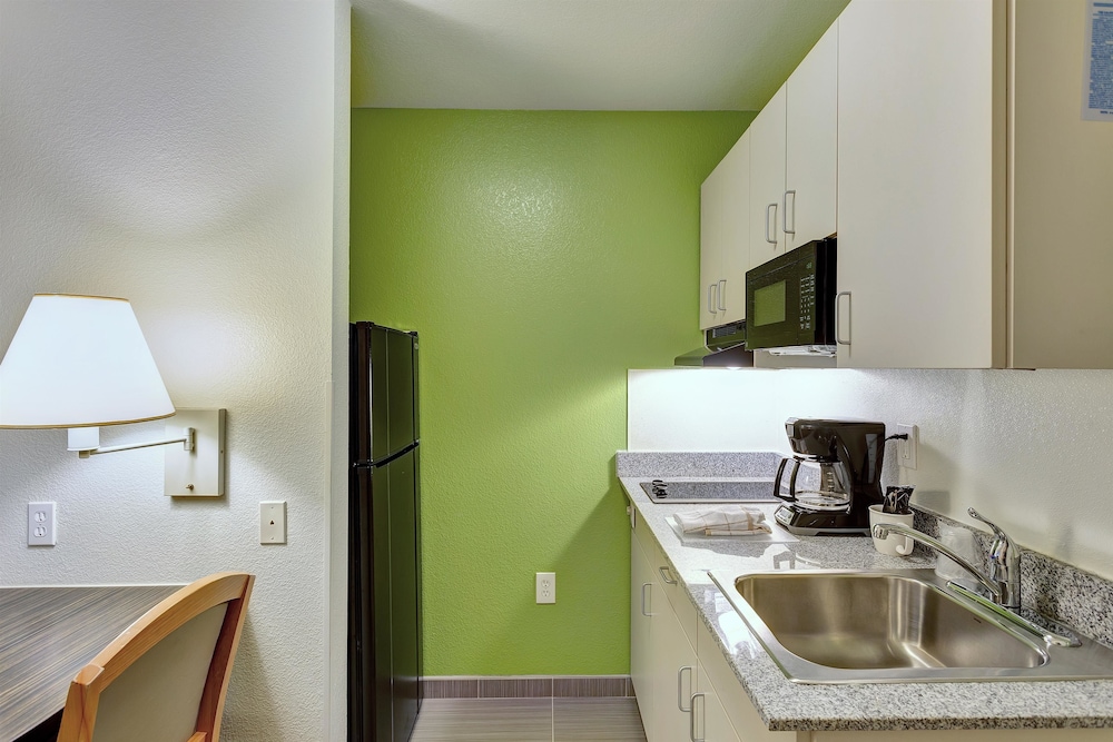 Motel6 Belmont, CA San Francisco Redwood City 38/61