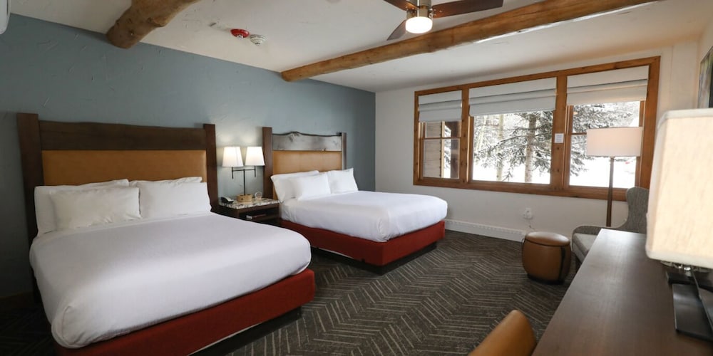 The Lodge at Breckenridge 16/50