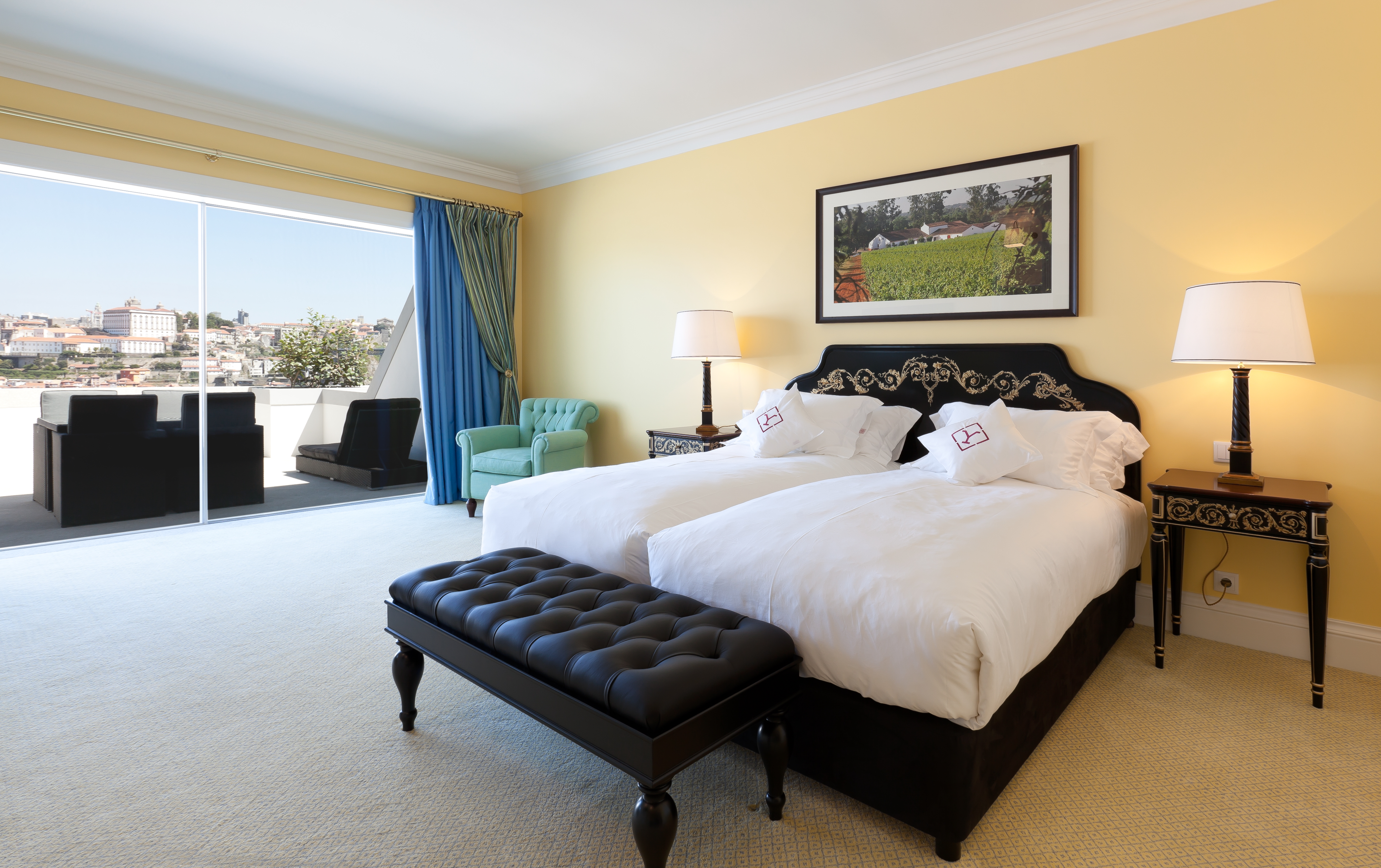 Superior, Twin Beds, Garden and City View