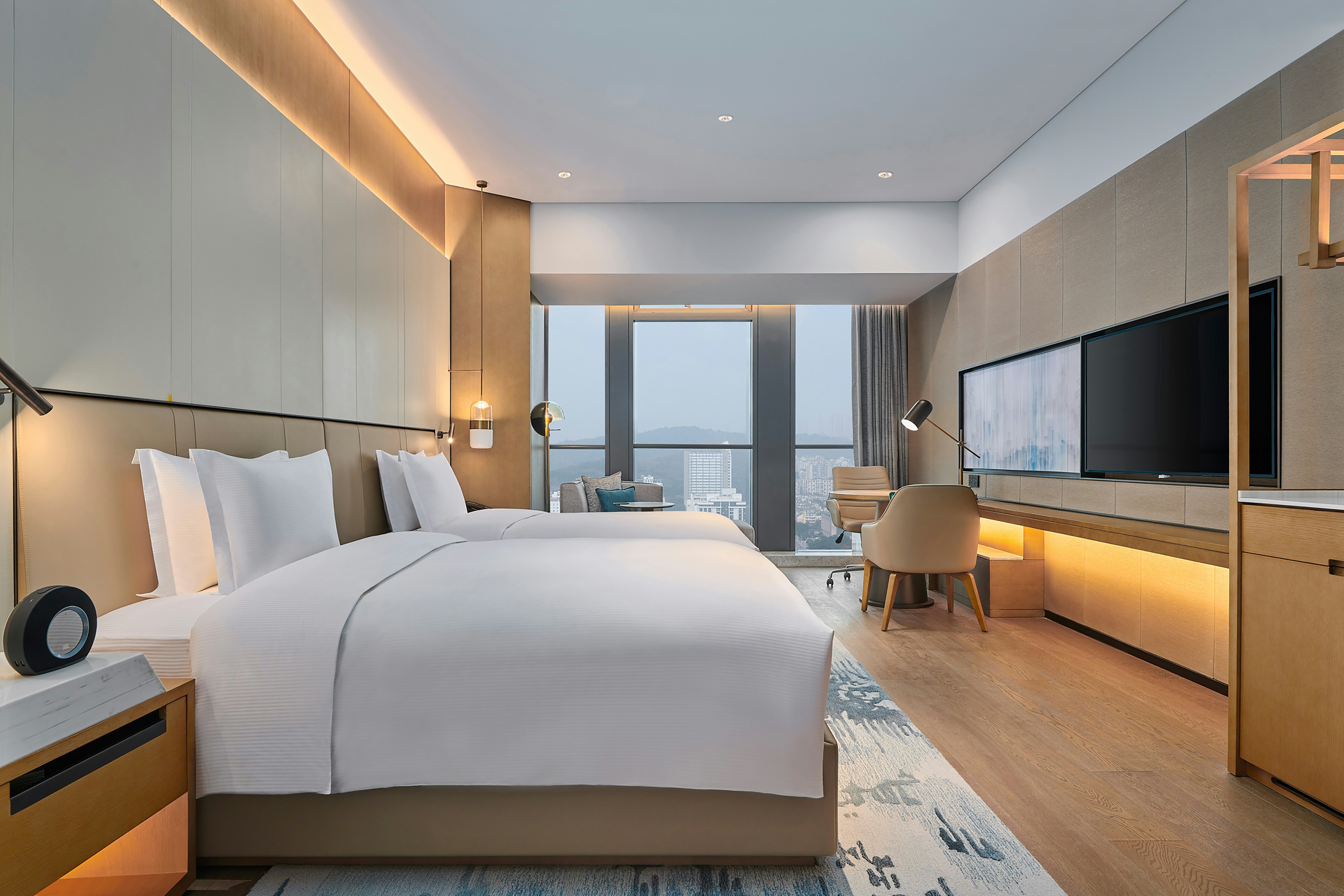 GUEST ROOM, TWIN BEDS