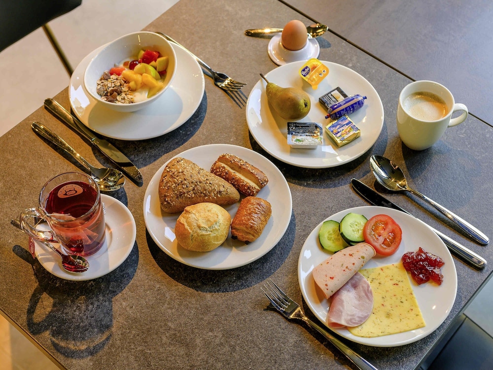 Hotel Ibis Friedrichshafen Airport Messe 55/70