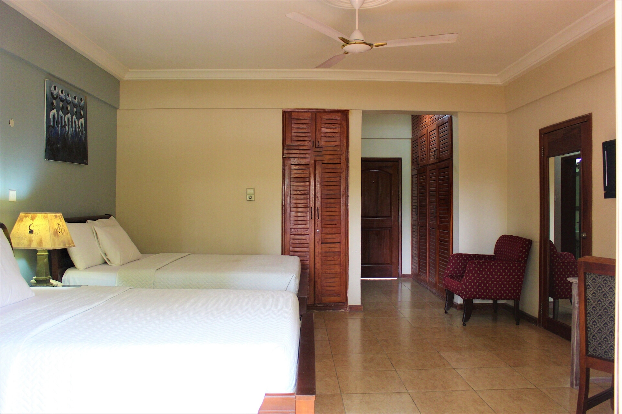 GRAND, DOUBLE BED