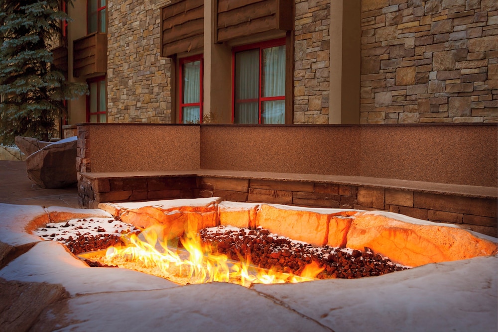 Snake River Lodge And Spa 8/67