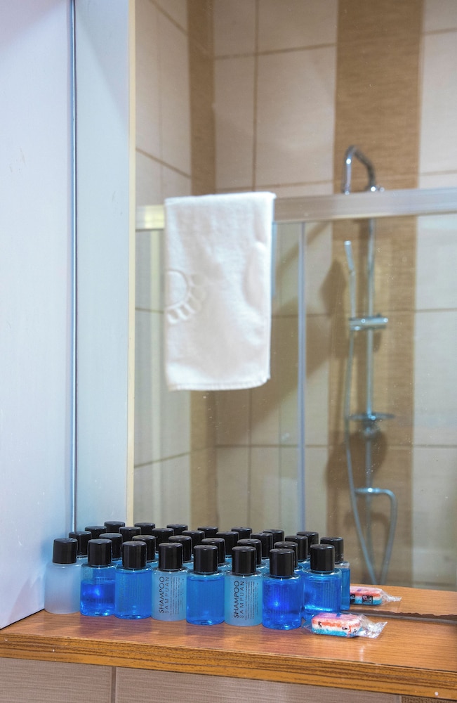 Zendy Suite Hotel 82/88