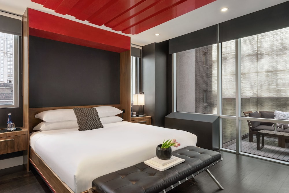 The Gotham Hotel 17/42